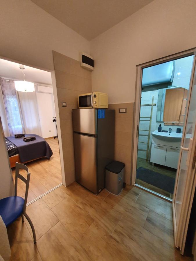 Zita - Heart Of Rovinj, Apartment For 2, Free Parking, 2Min Center, 5Min Beach Walk ภายนอก รูปภาพ